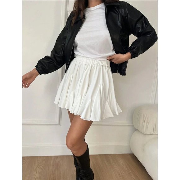 Pleated panel mini skirt elastic waist black - Picture 3 of 5